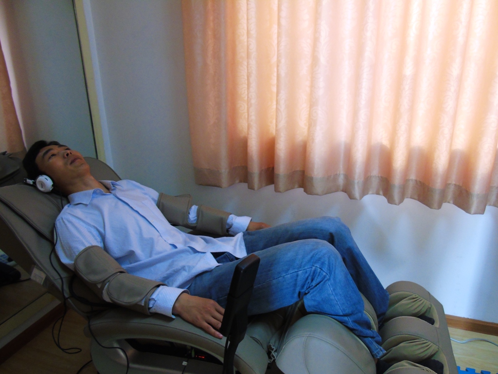 求音乐:小学体育课轻音乐,用于放松活动。-求放