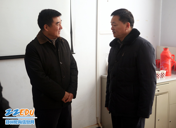 省市教育部门领导节前走访慰问我市困难教师
