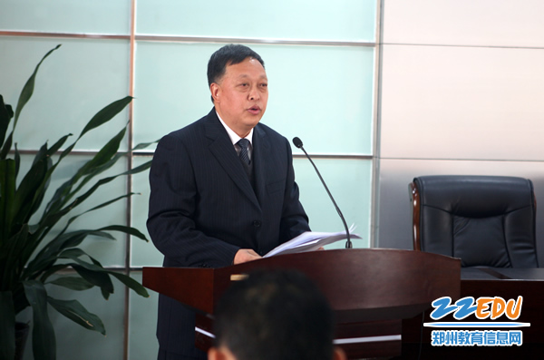 市教育局召开2016年度党组织书记抓党建工作集中述职评议会