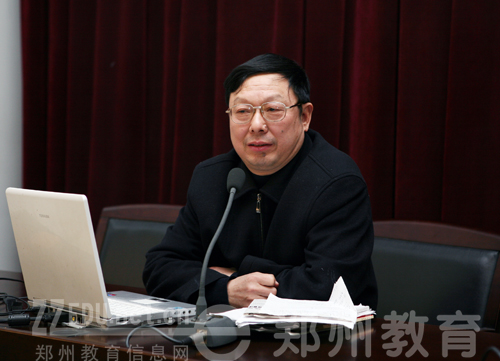 市教育局党员发展对象培训班开班