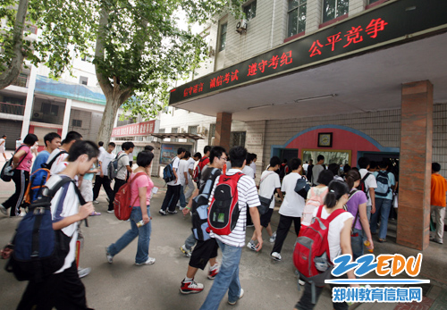 我市中考平稳结束,28日开始评卷