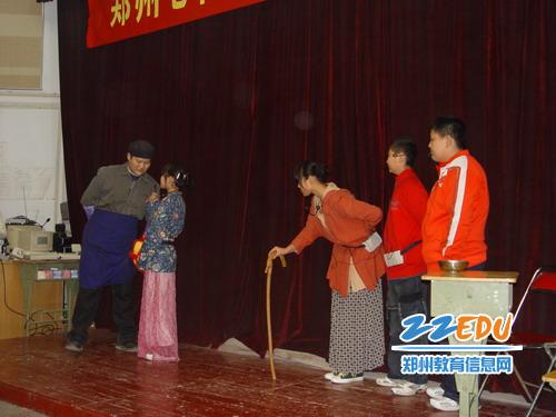 [7中] 快乐学习，“课本剧”绽放校园 _ 新闻中心 _ 郑州教育信息网