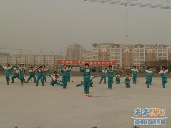 说》用什么背景音乐好?-少年中国说朗诵配乐 