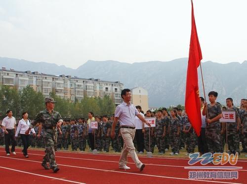 [登封] 军训时间虽短暂 优良作风记心间