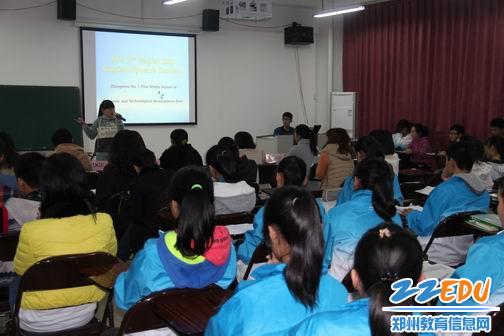郑州一中经开区实验学校举办英语演讲比赛