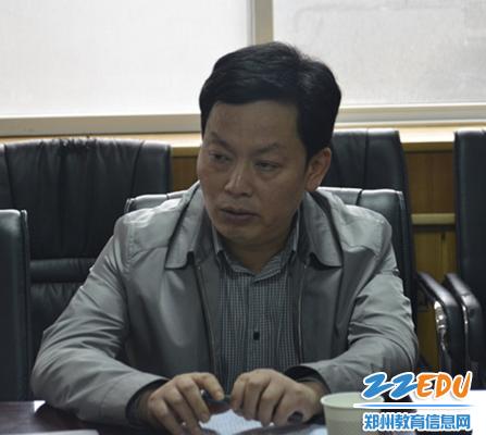 金水区教体局召开群众路线征求意见座谈会