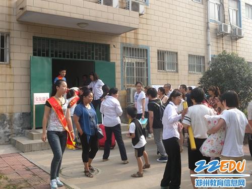 郑州尚美中学与上街实验高中共迎新学期