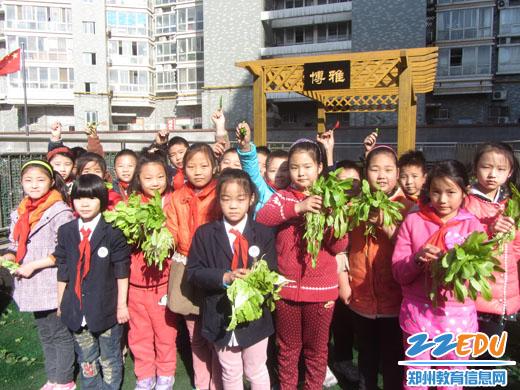 [二七] 汉川街小学学生动手实践 收获快乐