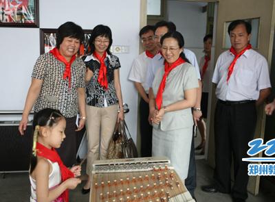 团中央书记处书记罗梅到管城调研