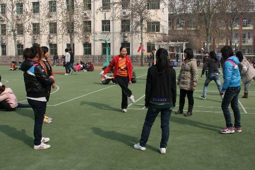 [金融学校] 学生大课间活动丰富多彩