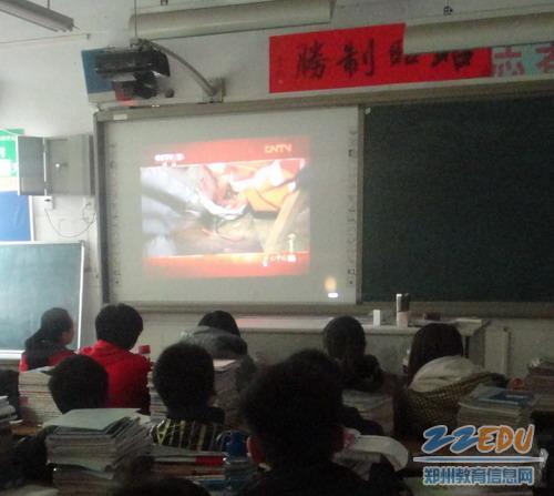 [回中] 《感动中国2011》进校园