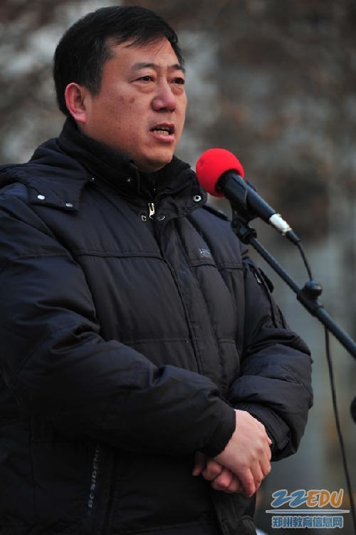 [经贸学校] 举行2012年度新团员入团宣誓仪式