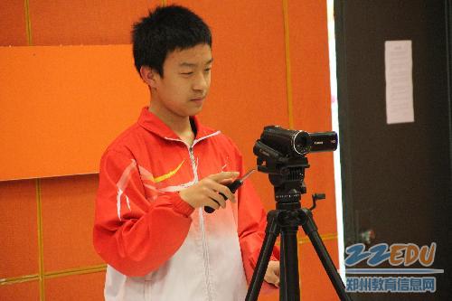 大台指导小台精进 专业风采何陋之有