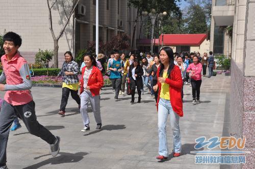强化a意识意识避险提高力42中开展v意识学画高中数避险图片