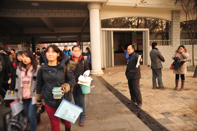 2014年高等院校招生初中专业考试在郑州106中开考三满分年级艺术作文图片