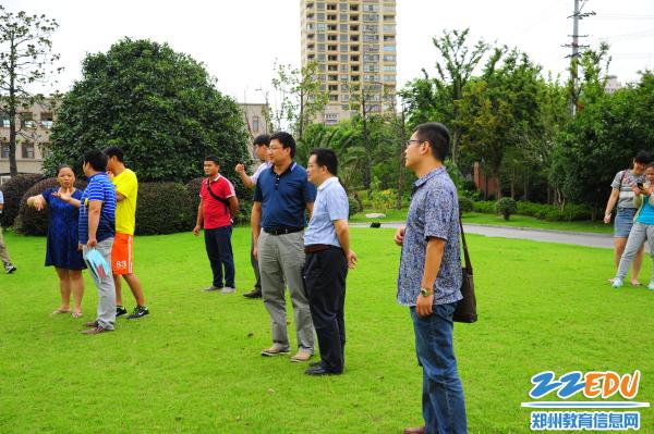 走出去,促变革市实验高中骨干教师赴上海学习