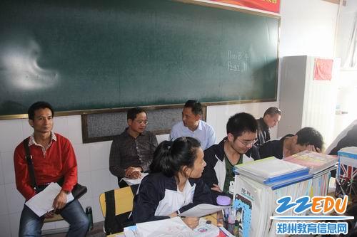 福建泉州市教育科学研究所专家考察团到访郑州