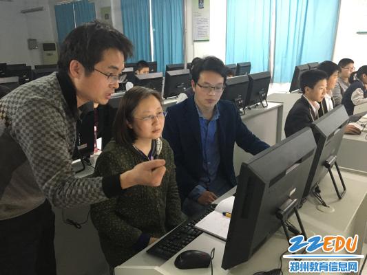 [34中] 举行智慧教育优教通云平台示范交流会