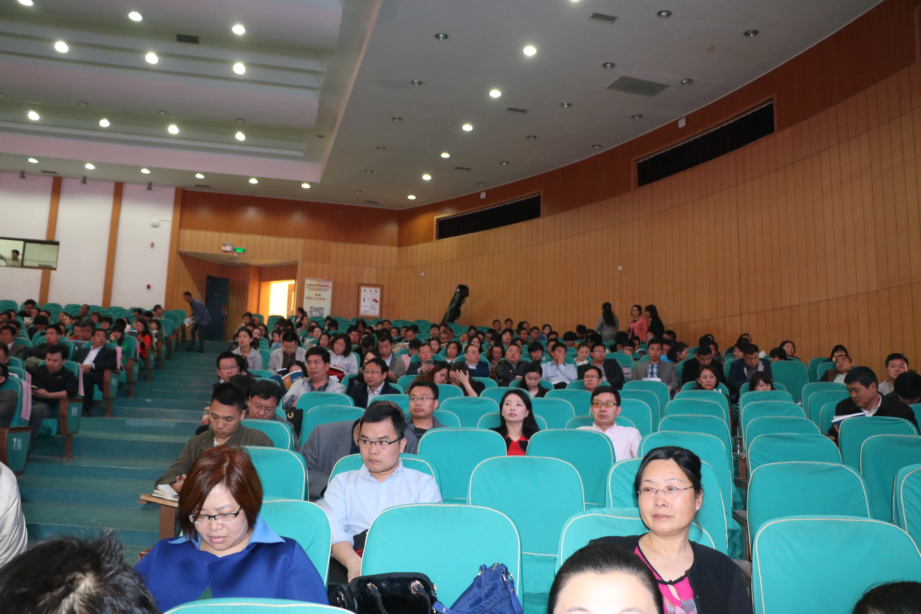 中国人民公安大学在北京招生体检严格么?急用