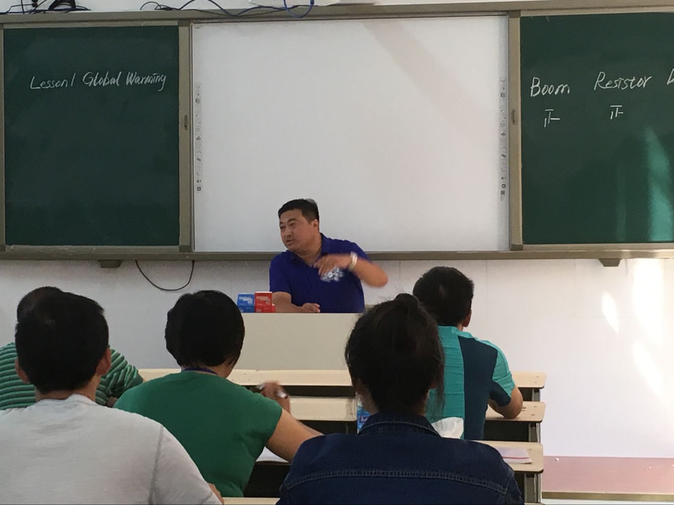 沁阳永威中学高中部校长介绍该校教学模式和管理机制