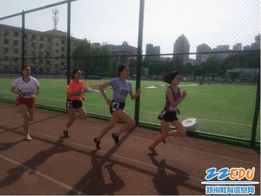 荣获2017年郑州市中小学生田径运动高中甲高中化学转化率图片