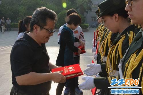 点击查看原图