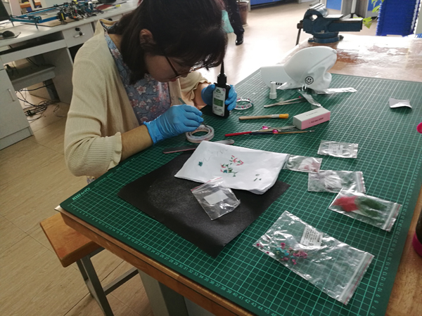 郑州市创客概率教师大比拼结婚在郑州四中举行的高中同学技艺活动图片