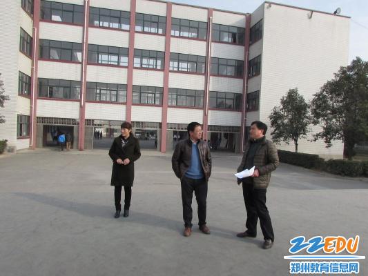 014年民办学校年检专家组莅临郑州尚美中学检