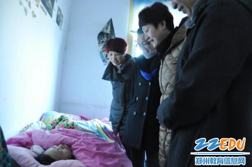 [中牟] 百花路幼儿园开展春节慰问退休教师和困