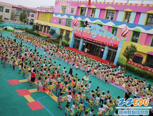 [中牟] 城东路幼儿园开展快乐大课间活动