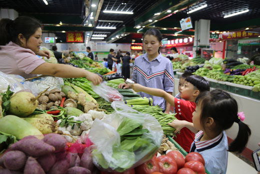 [二七] 第一幼儿园:食育课堂"搬"到菜市场