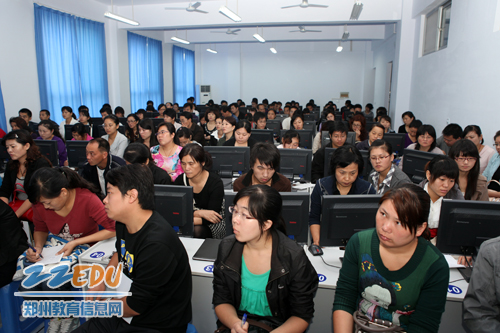 市教育局召开中等职业学校学生资助工作培训会