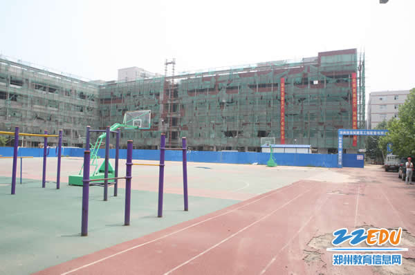 金水区艺术小学改扩建工程,预计将于今年8月投入使用.