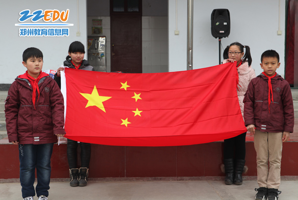 手拉手 心连心 联合捐赠暖人心