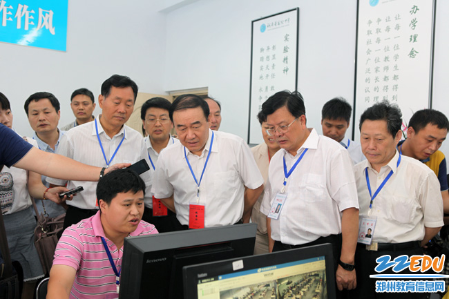 副省长徐济超视察高考考点,要求切实做好高考