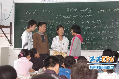 英语课学生v学生小品当初中生暑期工可以吗图片