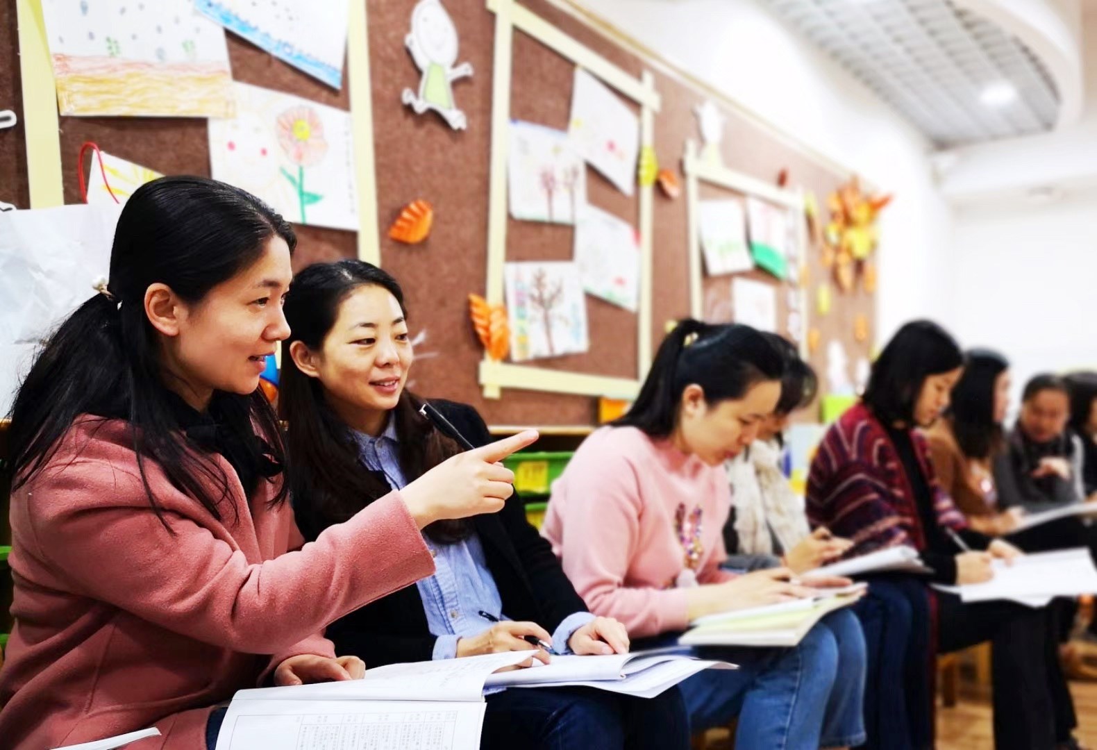 评课稿范文_小学语文评课稿范文_英语评课稿范文