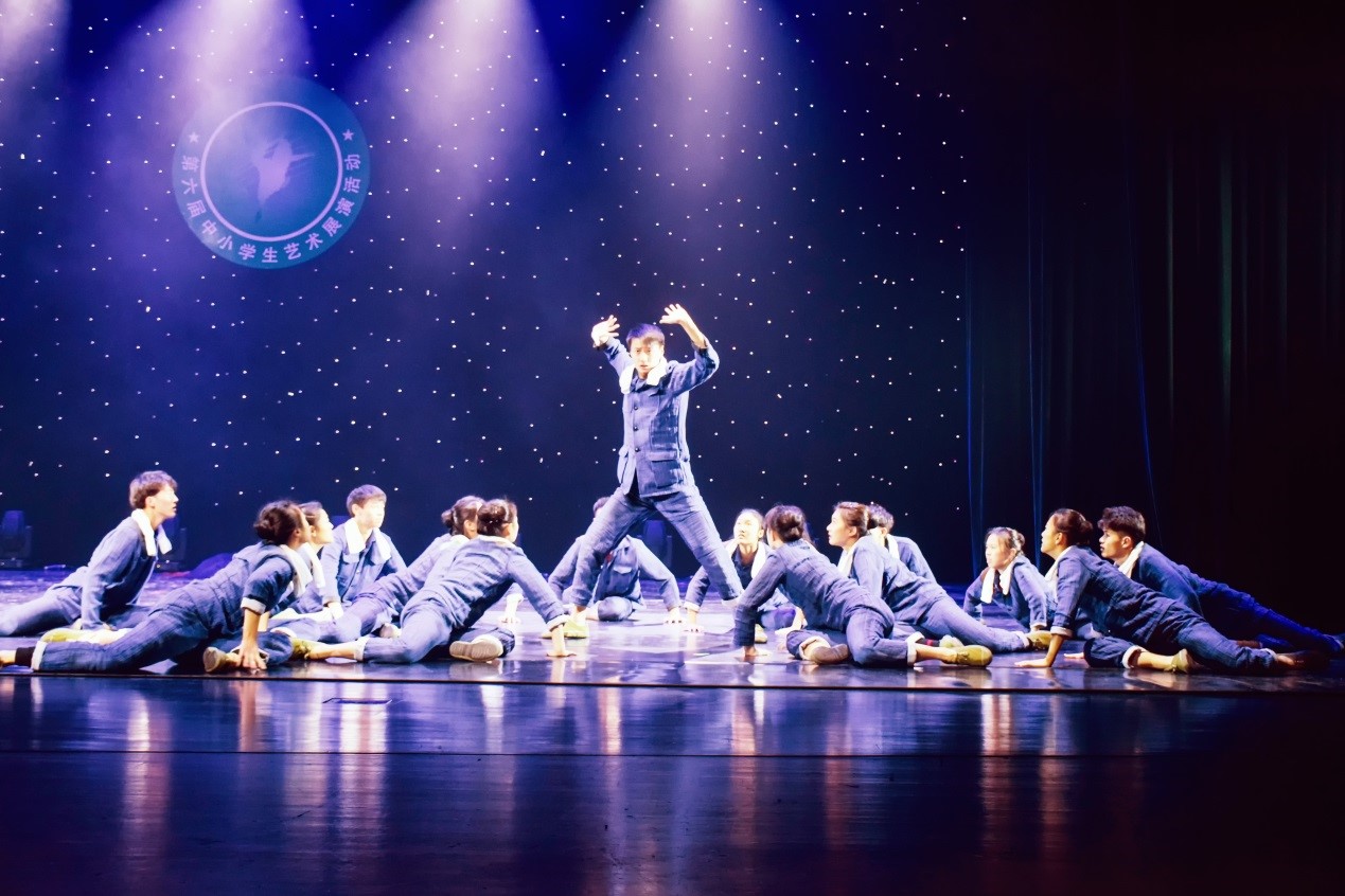 用舞蹈向红旗渠精神致敬,郑州47中参加河南省第六届中小学生艺术展演