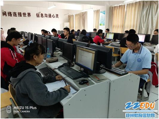 人工智能强势来袭 看郑州实验高中如何开展编