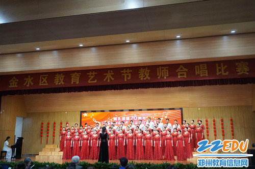 合唱比赛现场老师们的风采1_副本 合唱比赛现场老师们的风采1_副本