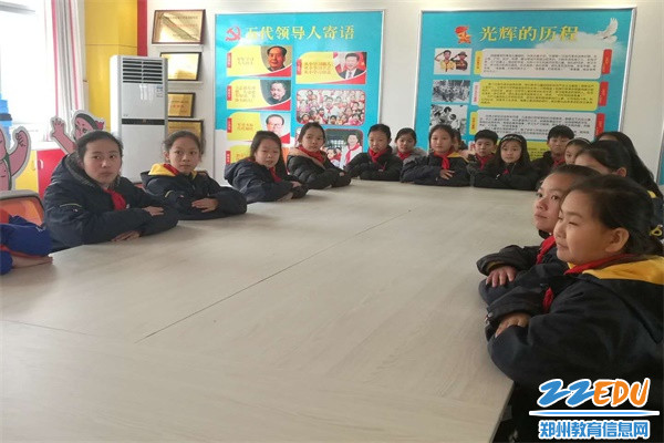 5同学们认真倾听 5同学们认真倾听