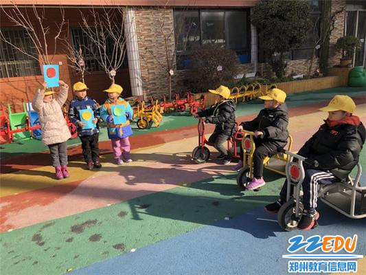 12、交通安全-红绿灯 12、交通安全-红绿灯