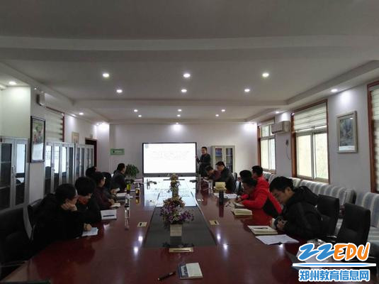 该校教务处副主任陈立胜做工作计划汇报 该校教务处副主任陈立胜做工作计划汇报