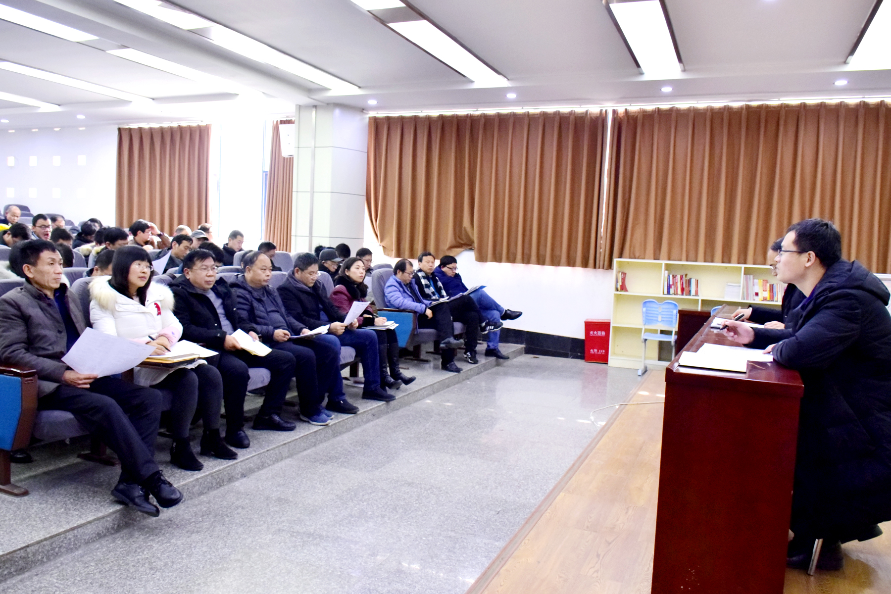 47中完善考核评价机制提升学校德育水平