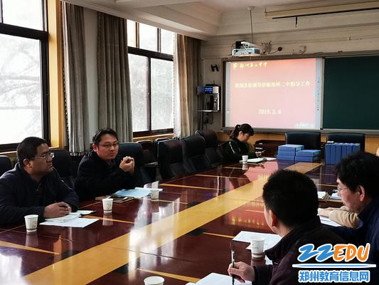 桃源校区执行校长姜波介绍学校的基本情况_副本 桃源校区执行校长姜波介绍学校的基本情况_副本