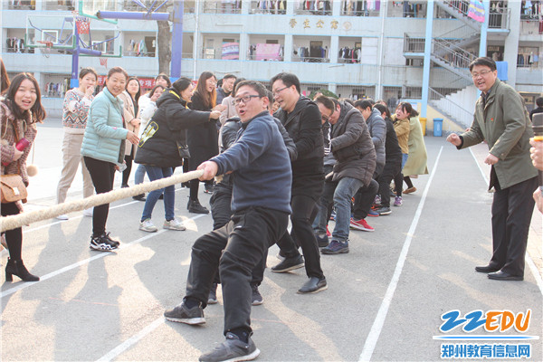 3艺术设计系与基础部代表队齐心协力 3艺术设计系与基础部代表队齐心协力