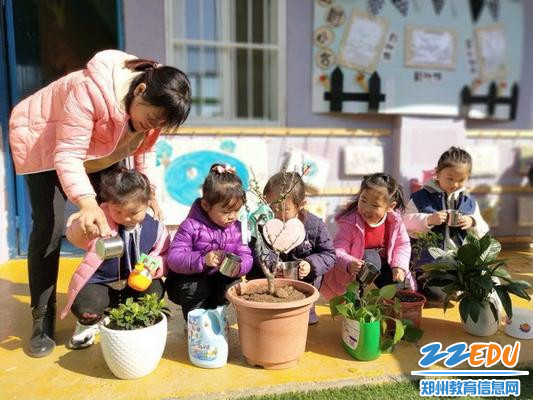 给小树浇水_调整大小 给小树浇水_调整大小