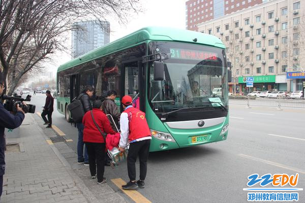 我来帮您一把 我来帮您一把