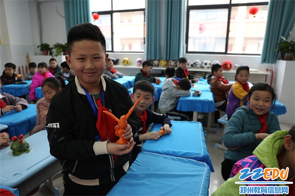 创意作品:雏鹰展翅 创意作品:雏鹰展翅