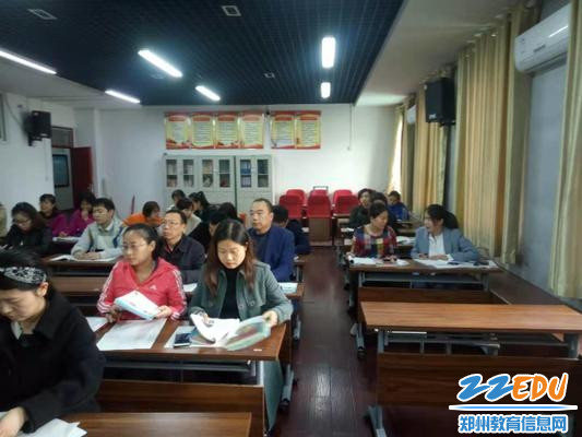 马金良、陶庆新、王瑞芳等校领导亲临听课 马金良、陶庆新、王瑞芳等校领导亲临听课